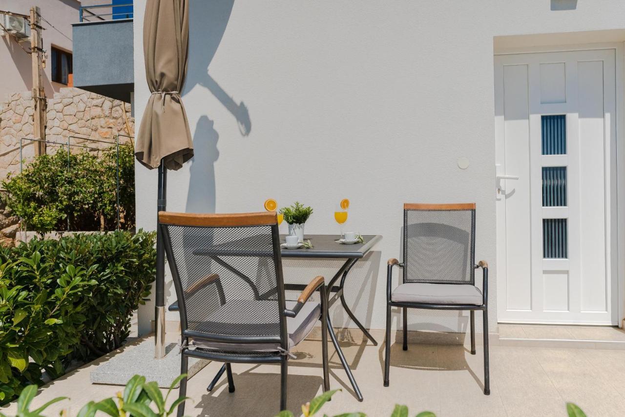 Apartmani Jadranka Starigrad Exterior photo