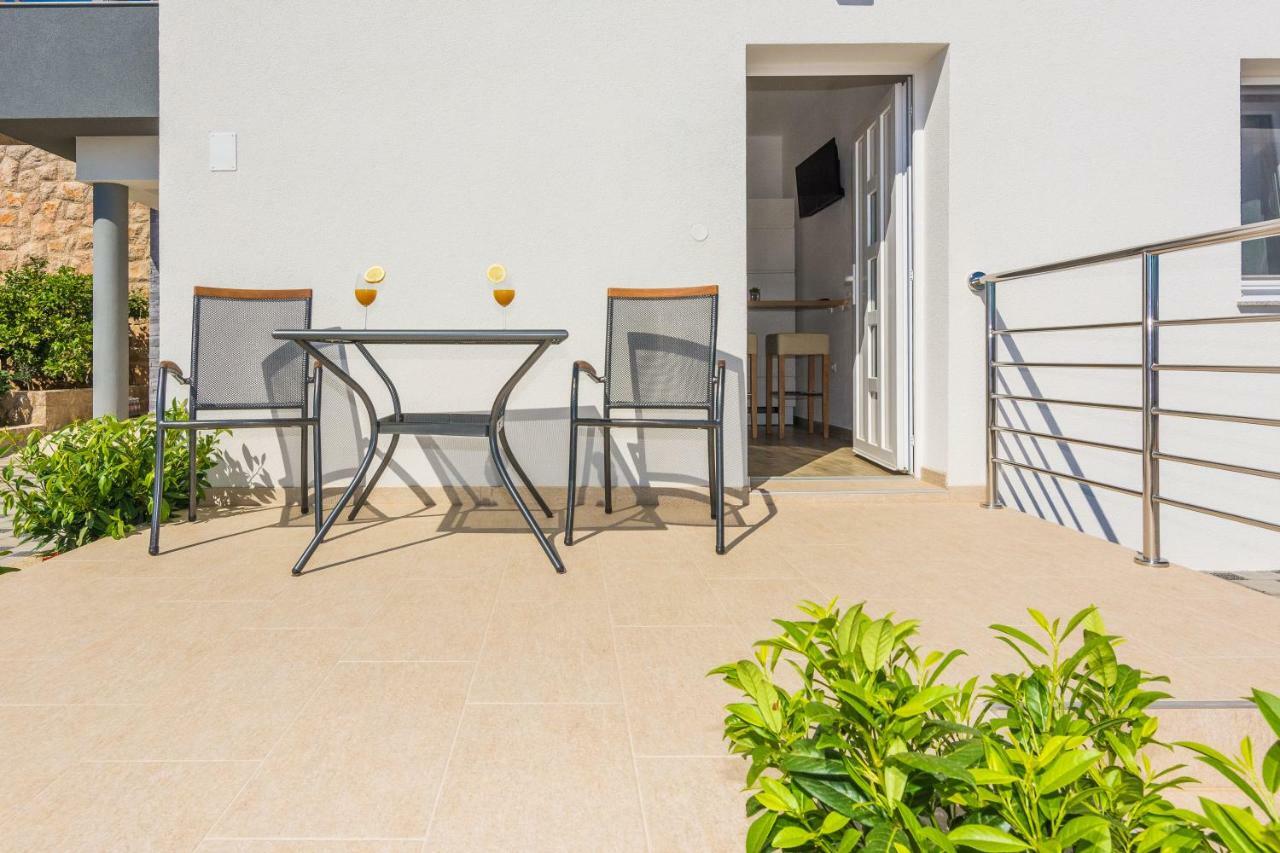 Apartmani Jadranka Starigrad Exterior photo