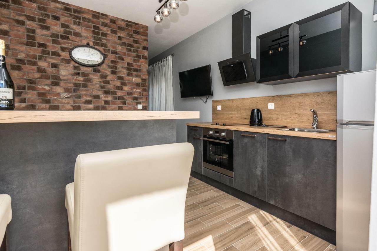 Apartmani Jadranka Starigrad Exterior photo